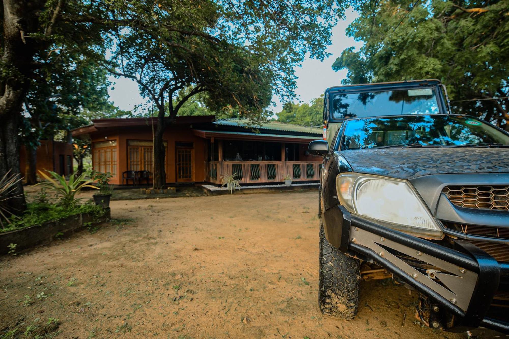 Yala Trails Villa Kataragama Exterior photo